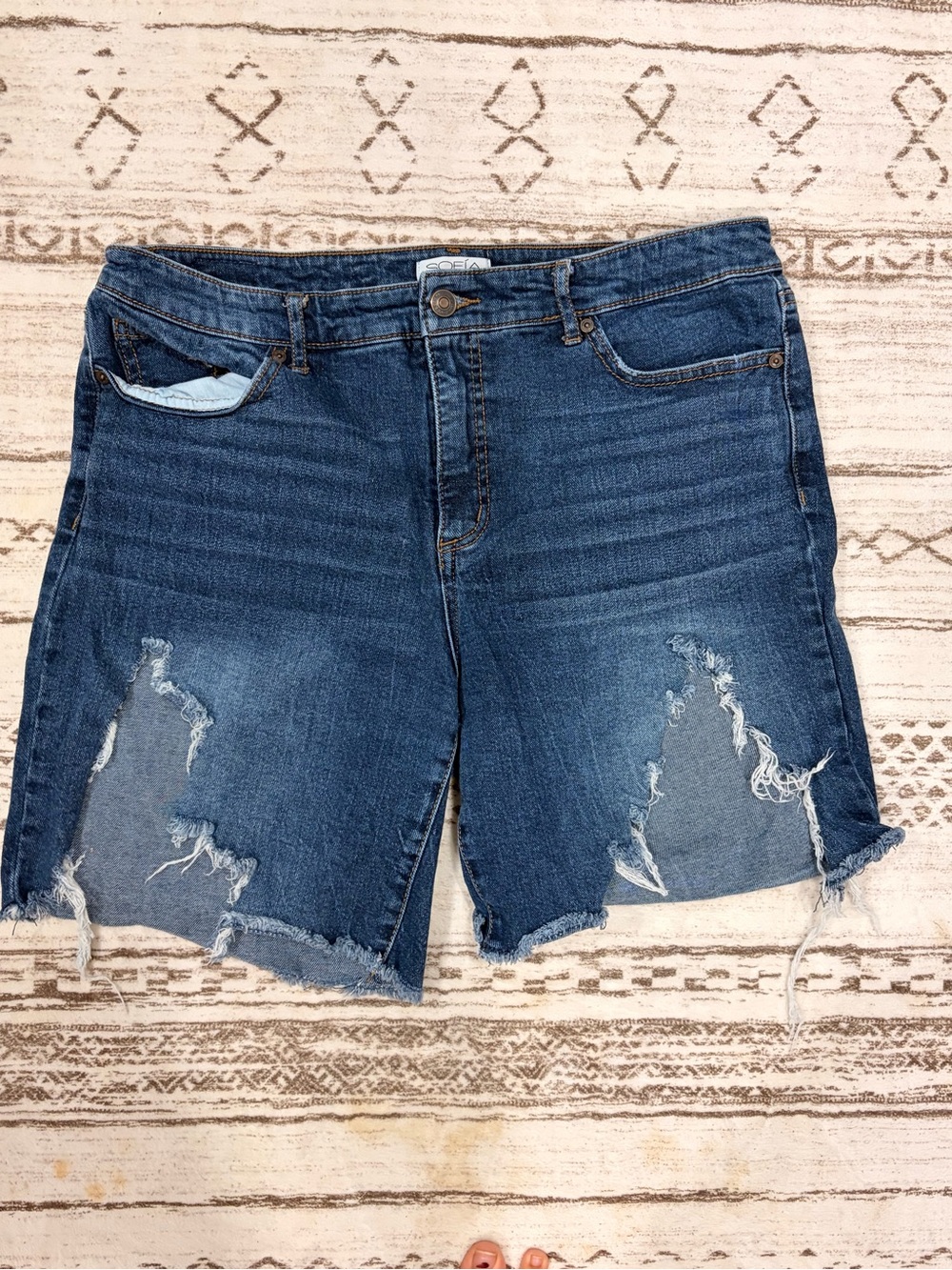 Sofia Jeans by Sofia Vergara Bermuda Short Distressed Jean Shorts Size 12